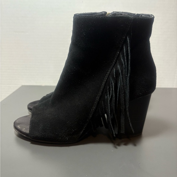 KENNETH COLE REACTIONFringe Suede Open Toe Booties - Picture 3 of 9
